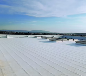 Huurre lanza un nuevo sistema de cubierta Deck con panel sándwich y membrana de altas prestaciones