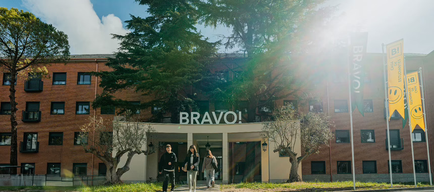 Nuveen Real Estate compra la cartera de residencias de estudiantes de Bravo! Students en España por 330 M€