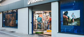 Decathlon abre su primera tienda adquirida a Intersport en España