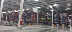 Dia pone en marcha su plataforma logística en León, tras una inversión cercana a los 60 M