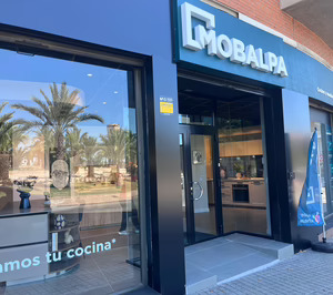 Mobalpa aterriza en Elche y suma su tercera tienda en la Comunidad Valenciana