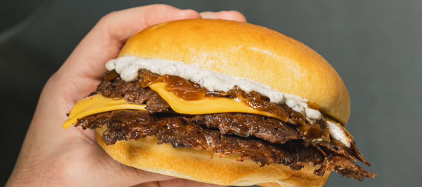 Desembarco de un fenómeno de smash burger internacional pero con acento español