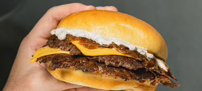 Desembarco de un fenómeno de smash burger internacional pero con acento español