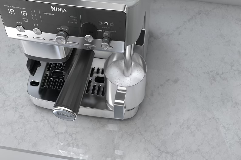Ninja Luxe Café MINI Plus, competencia profesional en tamaño compacto