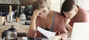 Leve recuperación de la confianza en España y Europa, mientras persisten unas expectativas negativas
