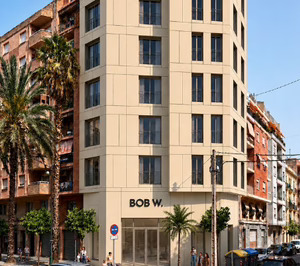 Bob W firma dos proyectos en Valencia
