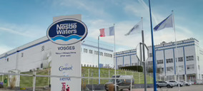 Nestlé vende el 50% de su negocio de aguas a un fondo de inversión y crea la joint venture Peranel