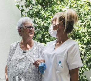 La adjudicación de dos lotes del SAD de Barcelona consolidará a Clece en su posición de líder en el sector