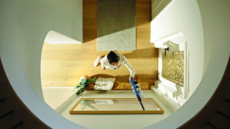 Nueva Shark Cordless Vacuum