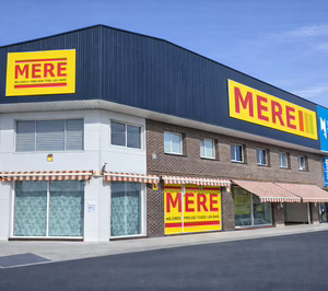 Mere se queda otra vez sin supermercados en España