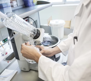 Lipotrue crece a dos dígitos y refuerza su estructura con la compra de una compañía biotecnológica