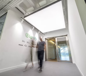Signify estrena oficina y exhibe sus soluciones de iluminación