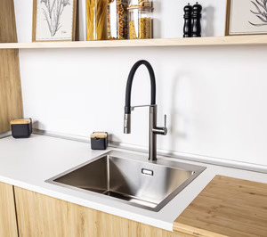 Strohm presenta su primera grifería de cocina