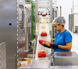 Oromás recorta su facturación por el efecto de los precios, aunque vendió más producto