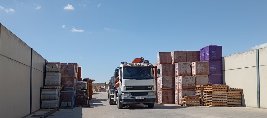 Mas Obra alcanza las 100 distribuidoras tras incorporar 27 nuevas altas en 2026