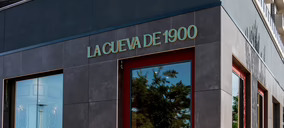La Cueva de 1900 estrena su nuevo local de Granada