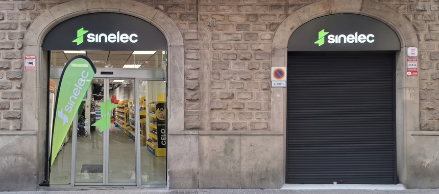 Sinelec traslada su almacén de la calle Calabria de Barcelona capital a la calle Entença