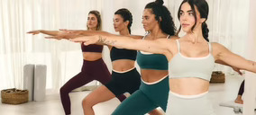 Sprinter lanza una colección textil para mujeres que fusiona el rendimiento técnico con la funcionalidad