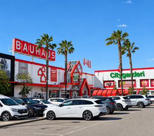 Bauhaus renueva su tienda de Gavà con 7 M€ y avanza en otros dos proyectos