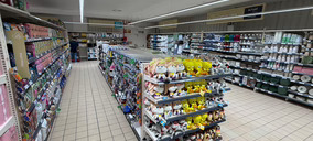 Alcampo reabre en Galicia uno de los cierres vinculados a la compraventa de supermercados con Dia