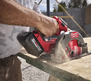 Milwaukee lanza la nueva gama de baterías M18 High Output 5.0Ah