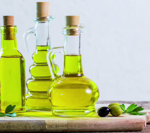 El sector de aceite de oliva, a vueltas con la retirada obligatoria y los precios en origen
