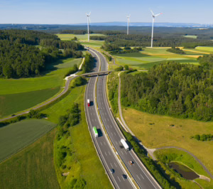 Seur avanza en vehículos 0 emisiones, HVO y autoabastecimiento energético