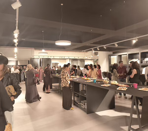 Decosan presenta sus últimas novedades ante profesionales del interiorismo en grupo Bilbu