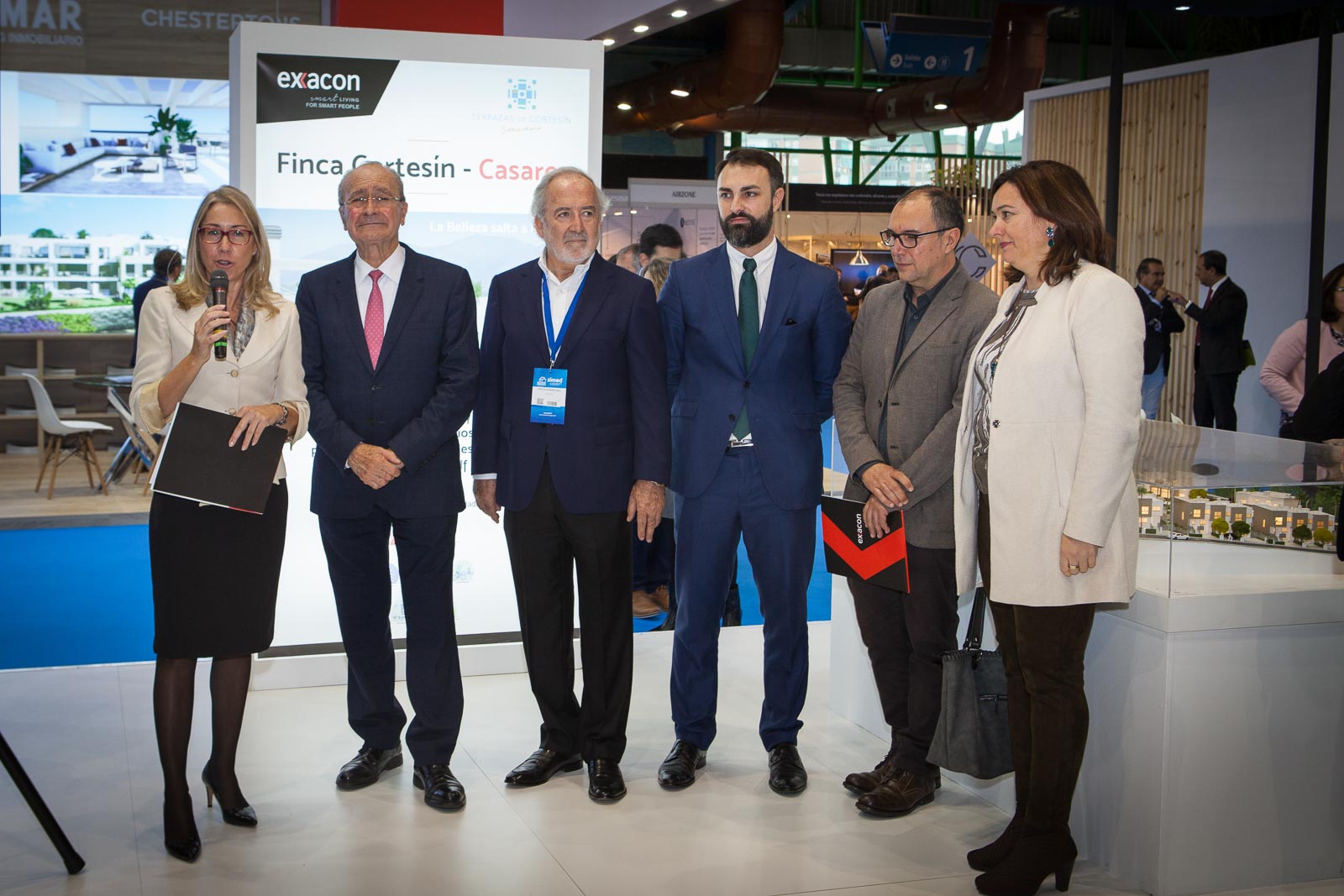 Promotora Exxacon premia al arte en Málaga durante el Simed